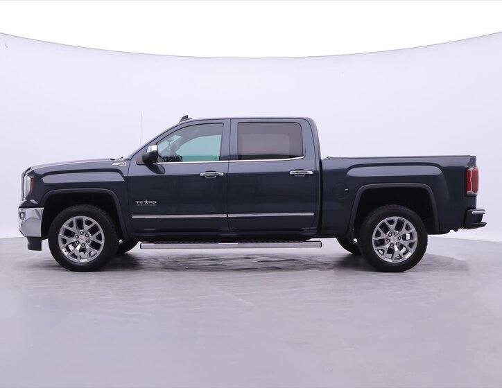 GMC Sierra 4
