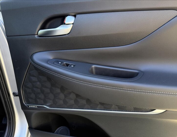 Hyundai Santa Fe SUV / Terénní 2,2 l 142 kw