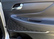 Hyundai Santa Fe SUV / Terénní 2,2 l 142 kw