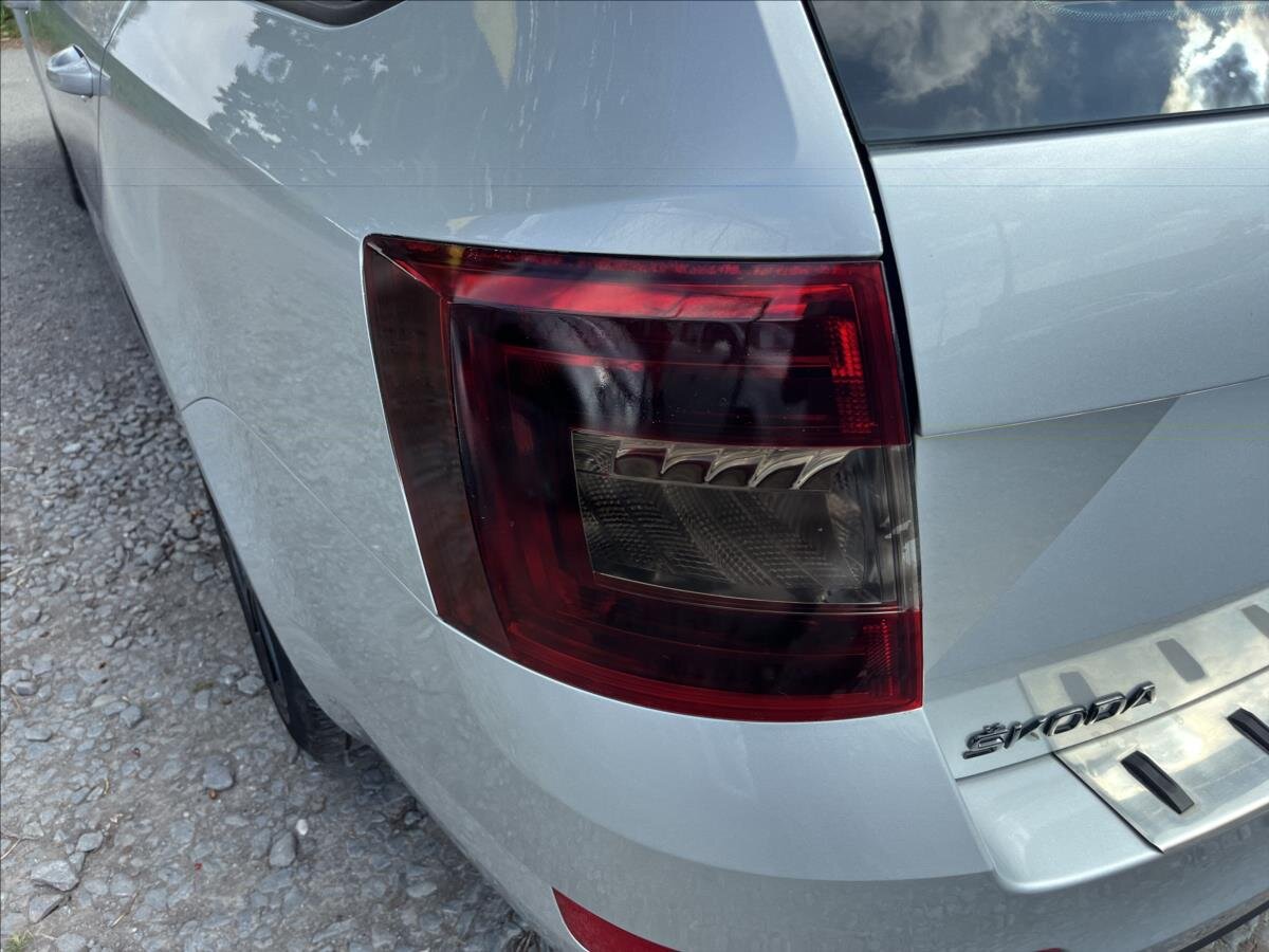 Škoda Octavia Kombi 1,6 l 77 kw