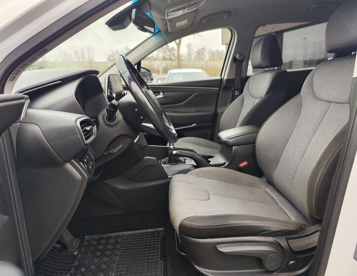 Hyundai Santa Fe SUV 2,0 l 110 kw