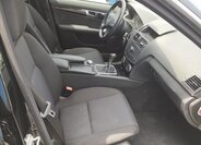 Mercedes-Benz Třídy C Sedan 1,8 l 115 kw