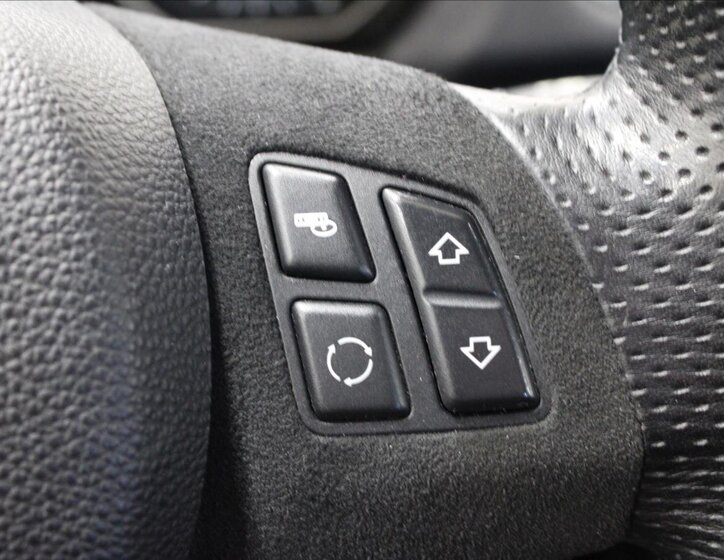 BMW Řada 1 Hatchback 3,0 l 195 kw