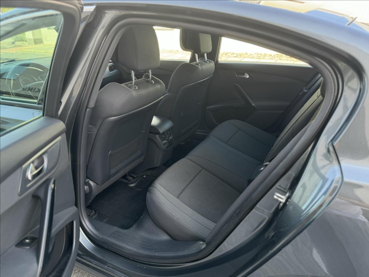 Peugeot 508 Sedan 2,0 l 120 kw