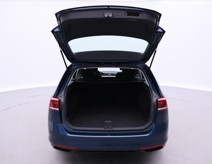 Volkswagen Passat Kombi 1,5 l 110 kw