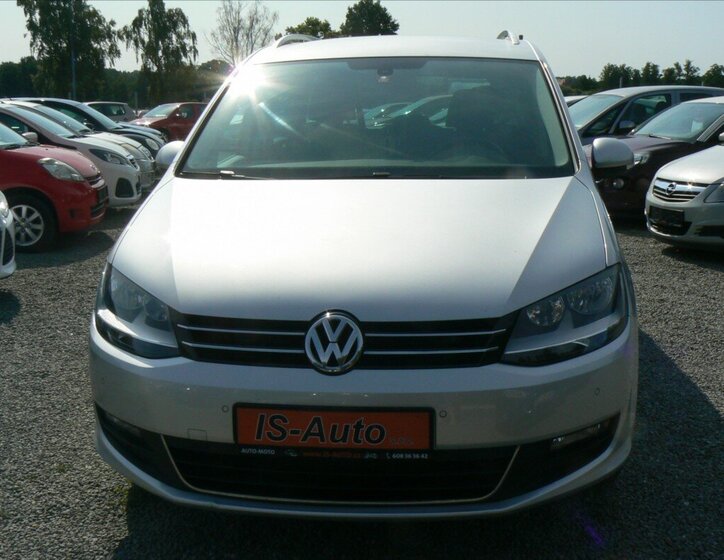 Volkswagen Sharan MPV 2,0 l 103 kw