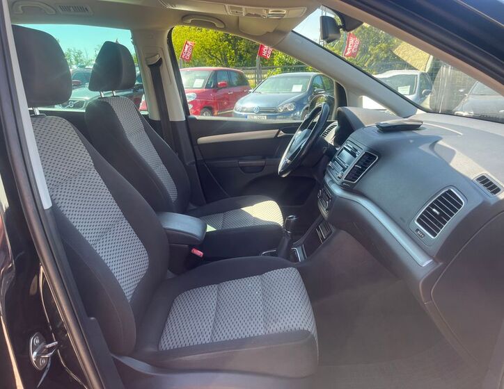 Volkswagen Sharan 19