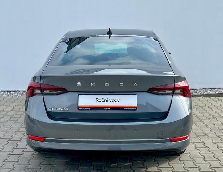 Škoda Octavia 10