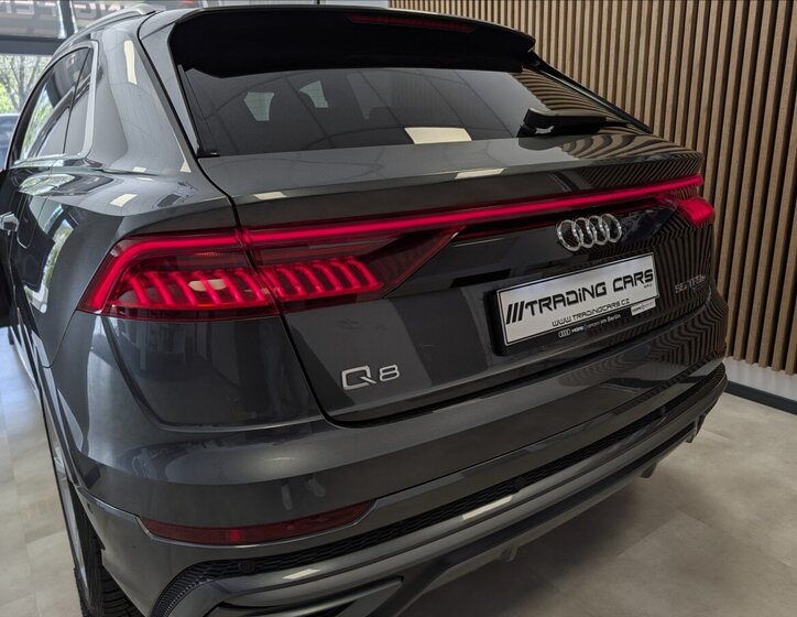 Audi Q8 Hatchback 3,0 l 250 kw