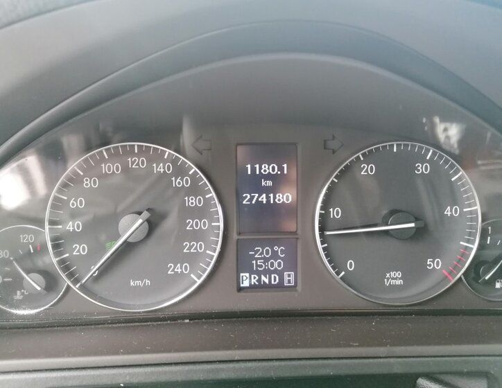 Mercedes-Benz Třídy G SUV 3,0 l 165 kw