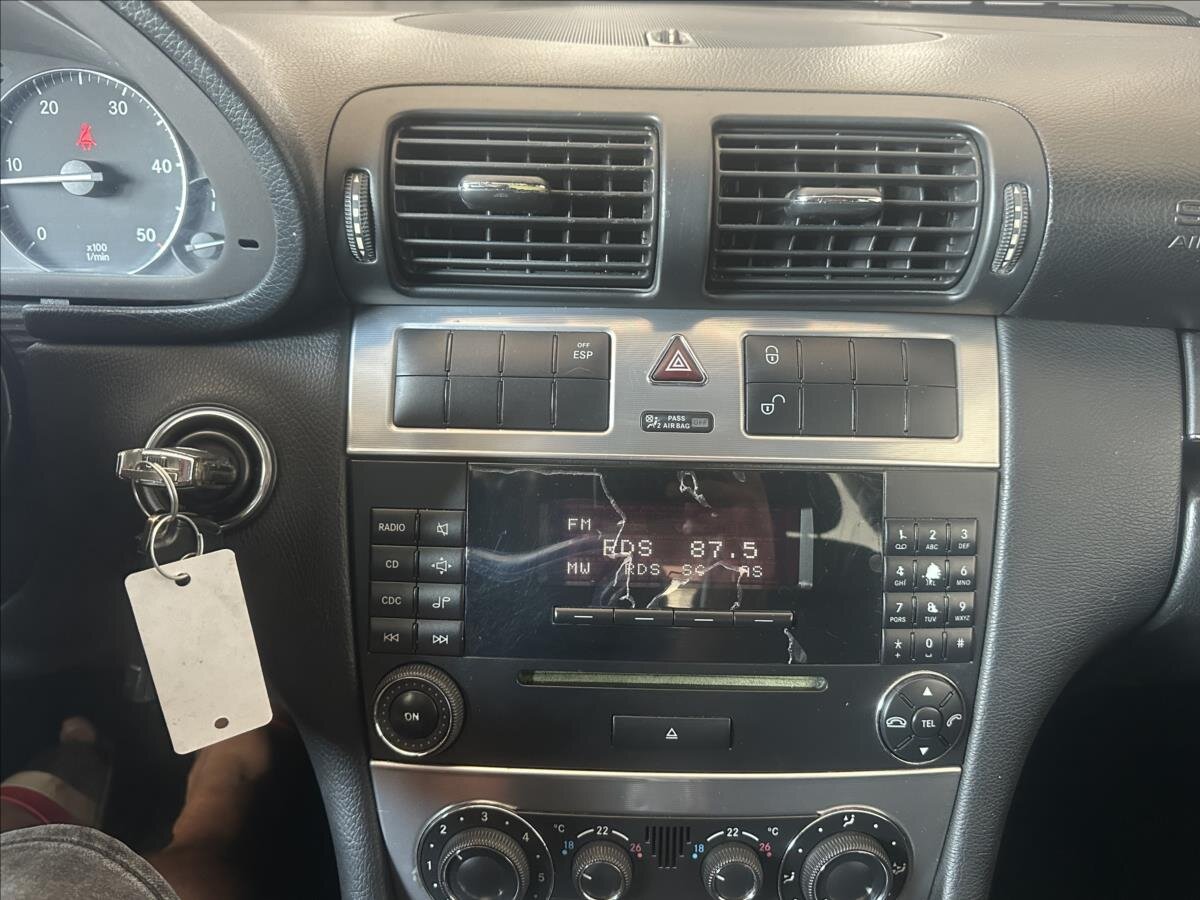 Mercedes-Benz Třídy C Kombi 2,1 l 110 kw