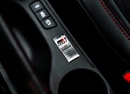 Toyota Yaris Hatchback 1,6 l 192 kw