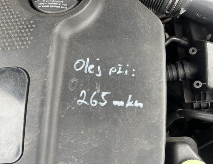 Volkswagen New Beetle Hatchback 1,6 l 74 kw