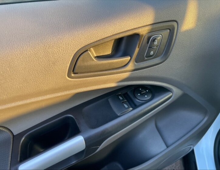 Ford Transit Skříň 1,5 l 73 kw