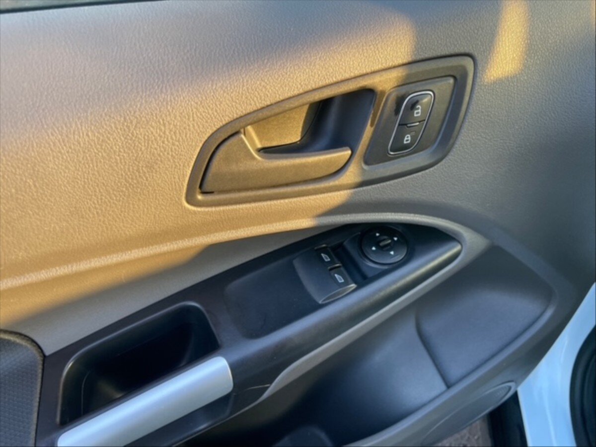 Ford Transit Skříň 1,5 l 73 kw