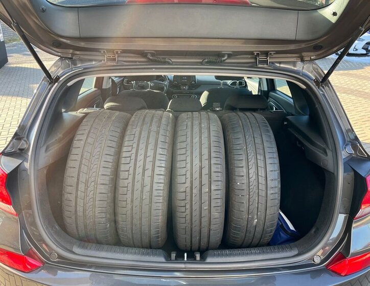 Hyundai i30 Hatchback 998,0 88 kw