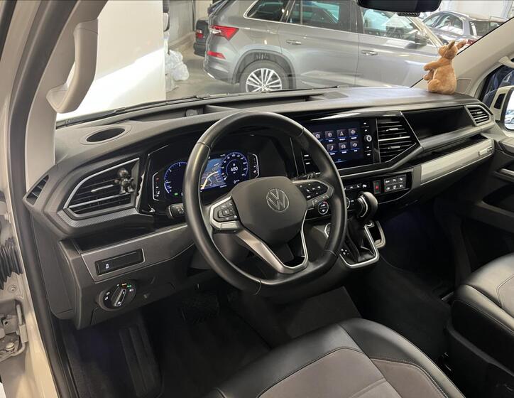 Volkswagen Multivan 6