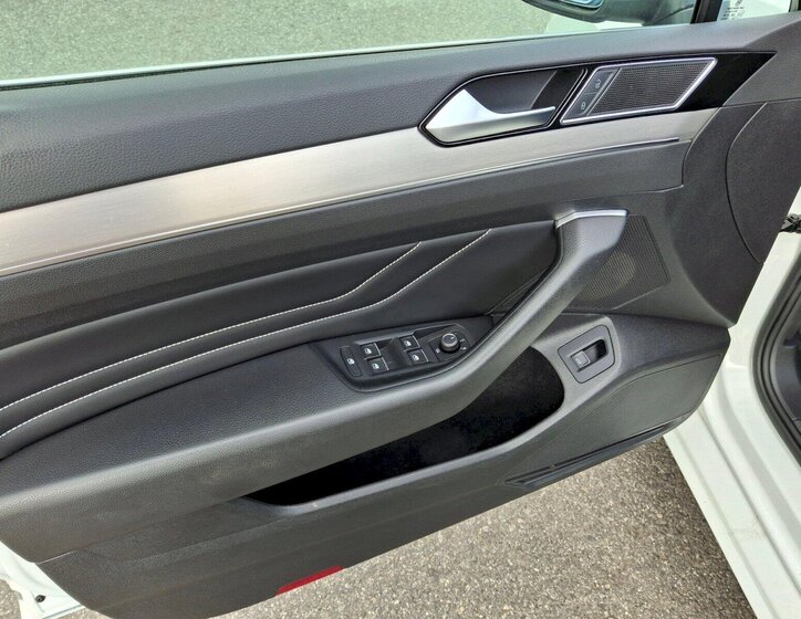 Volkswagen Passat Kombi 2,0 l 140 kw