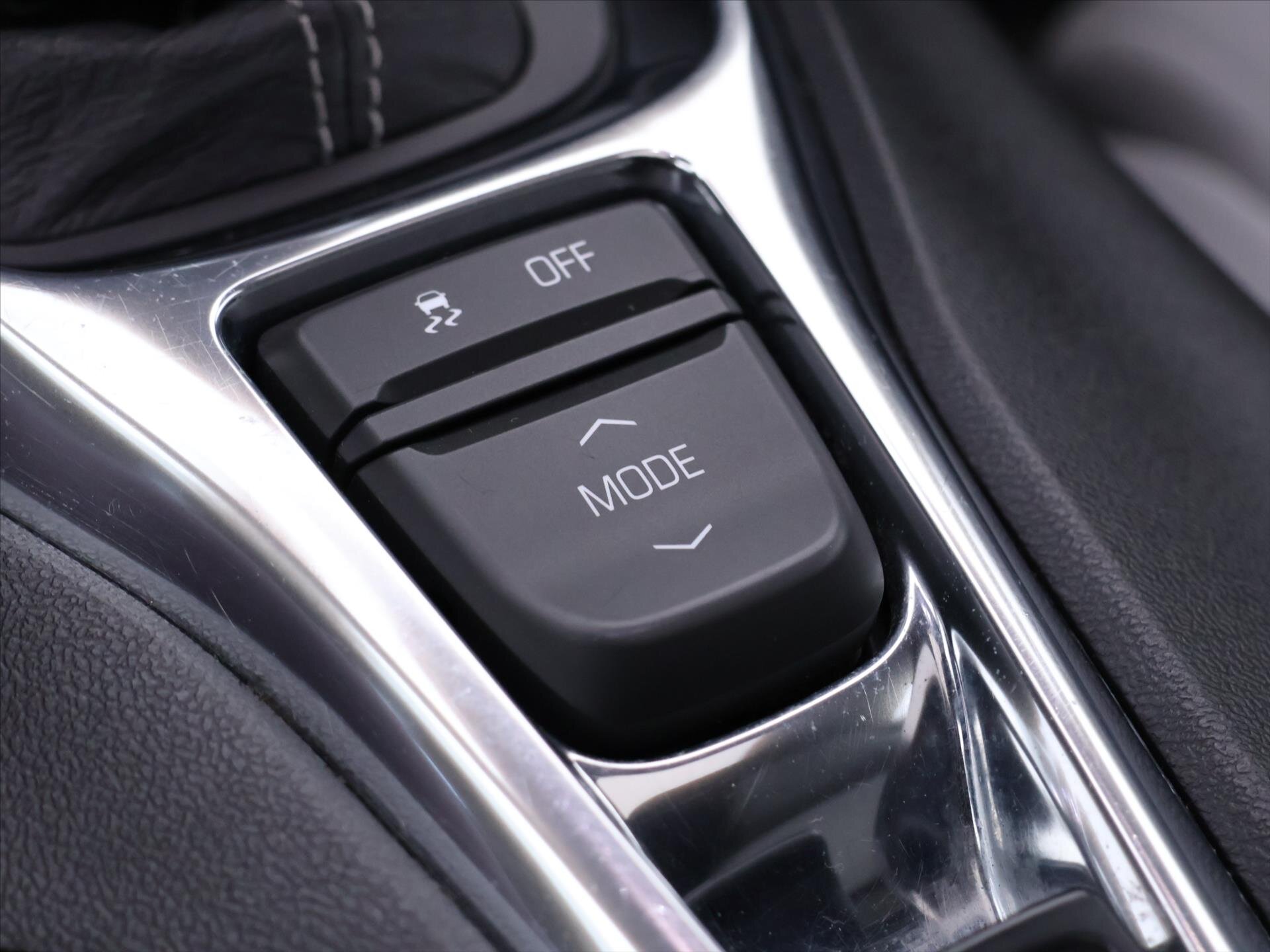 Chevrolet Camaro Kupé 6,2 l 333 kw