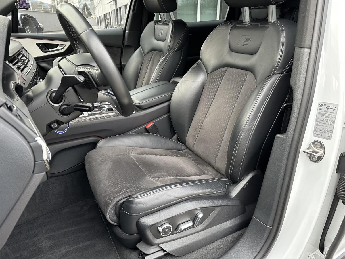 Audi SQ7 SUV / Terénní 4,0 l 320 kw