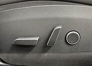 Tesla Model 3 Sedan / Limuzína 0,0 239 kw