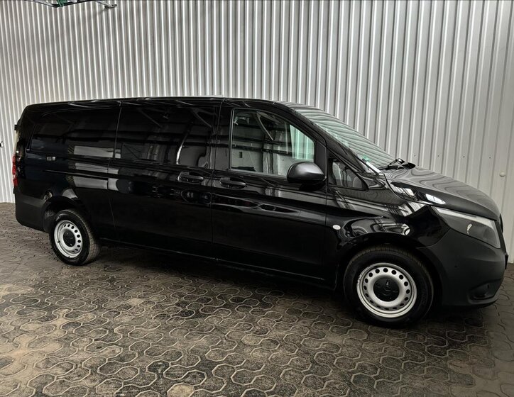 Mercedes-Benz Vito 11