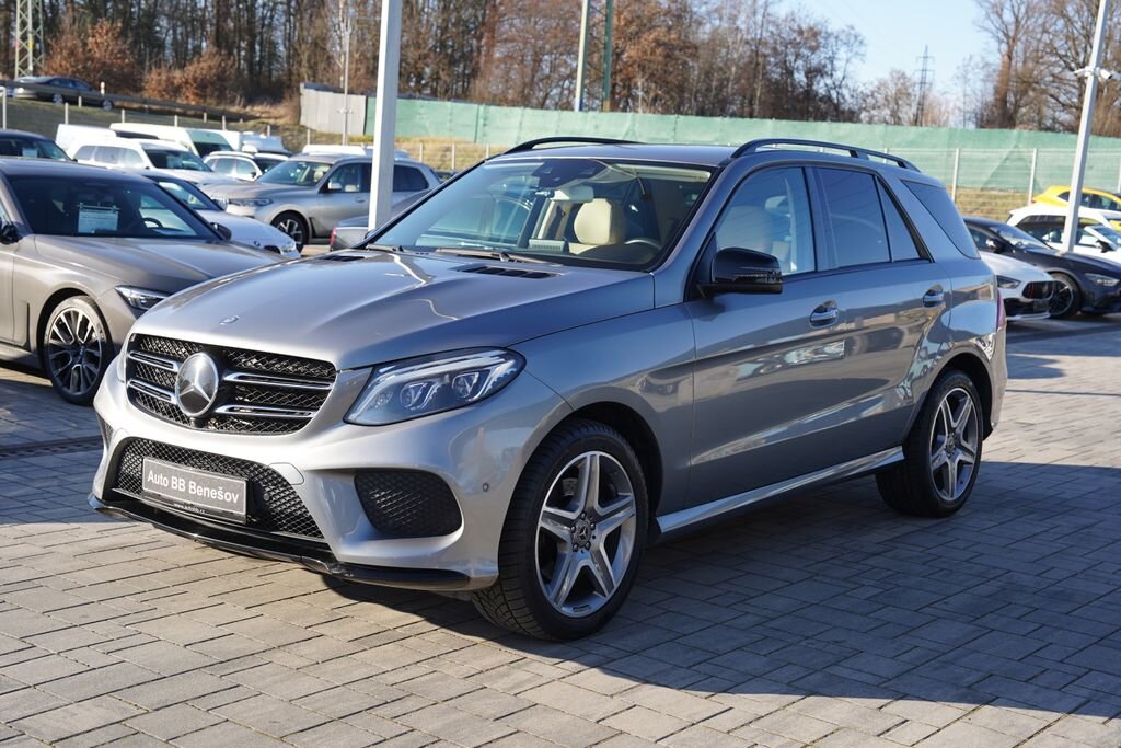Mercedes-Benz GLE SUV / Terénní 3,0 l 190 kw