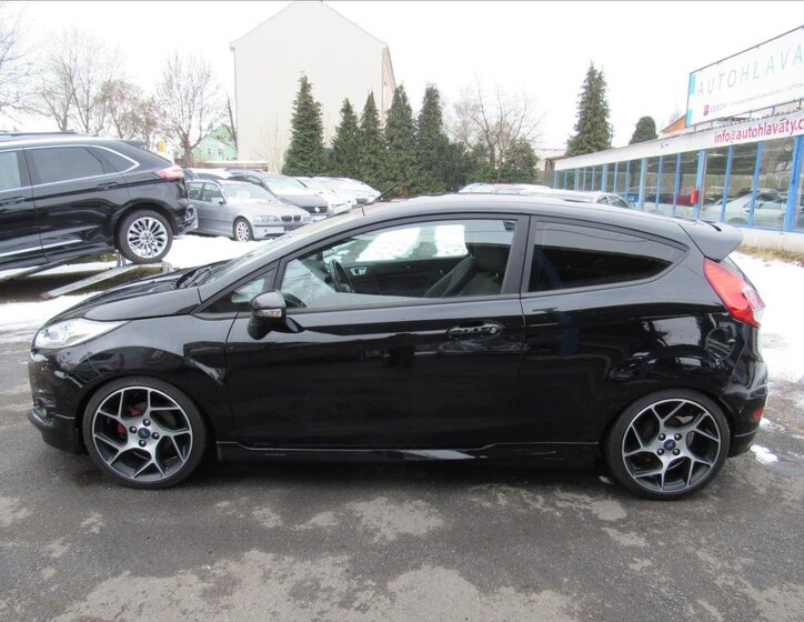 Ford Fiesta Hatchback 998,0 92 kw