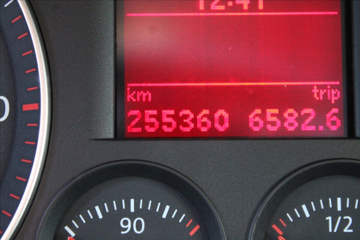 Volkswagen Touran MPV 1,9 l 77 kw