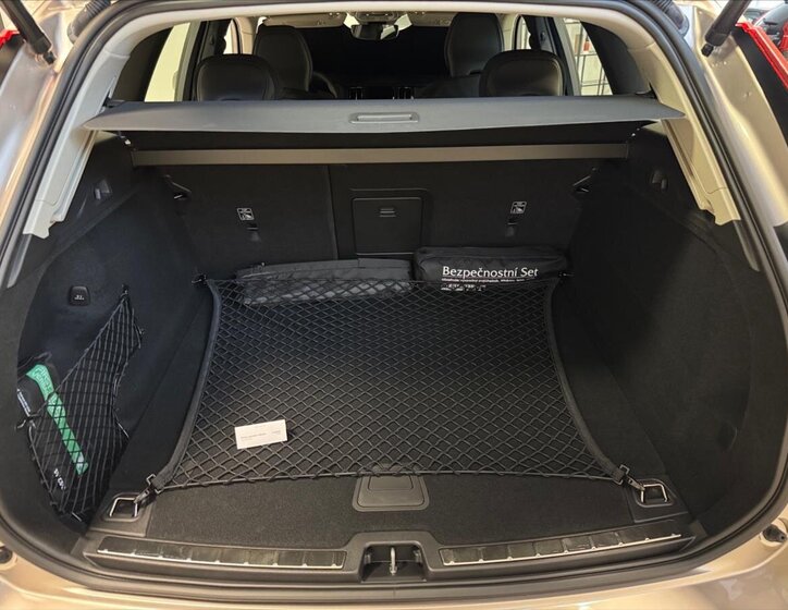 Volvo XC60 SUV 2,0 l 145 kw