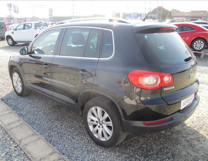 Volkswagen Tiguan SUV 2,0 l 81 kw