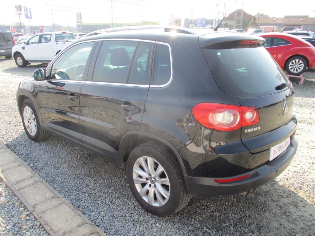 Volkswagen Tiguan SUV 2,0 l 81 kw