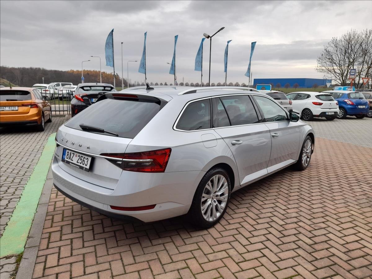 Škoda Superb Kombi 2,0 l 110 kw