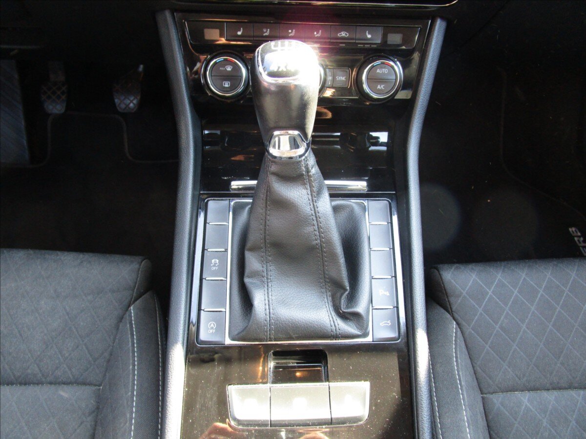 Škoda Superb Kombi 2,0 l 110 kw