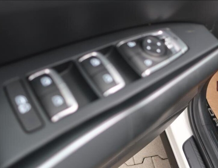 KIA Sorento SUV 1,6 l 169 kw