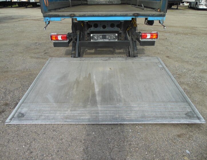 Mercedes-Benz Ostatní 23