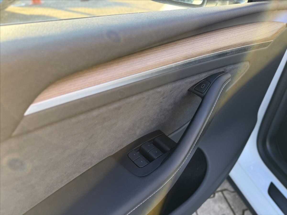 Tesla Model Y SUV 0,0 258 kw