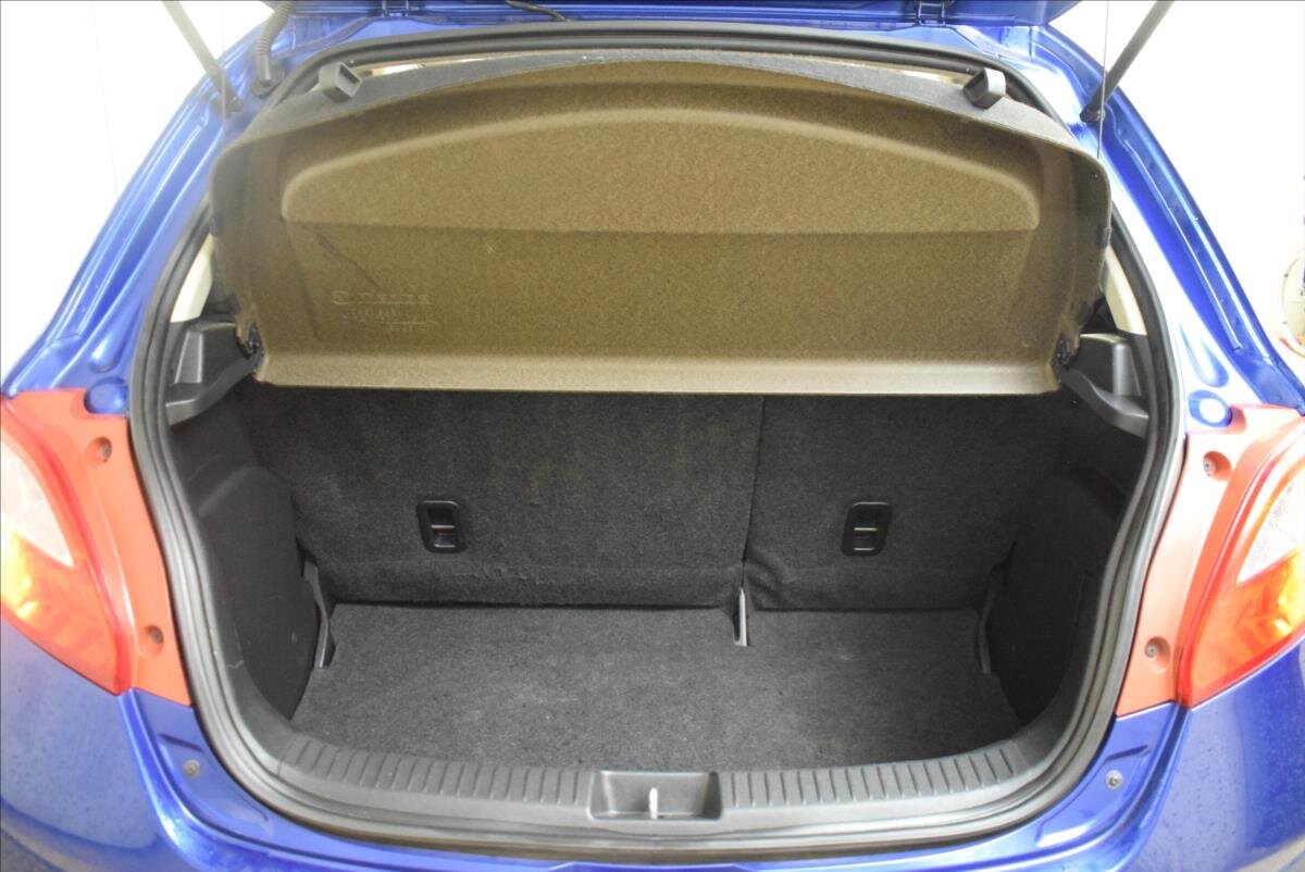 Mazda 2 Hatchback 1,4 l 50 kw