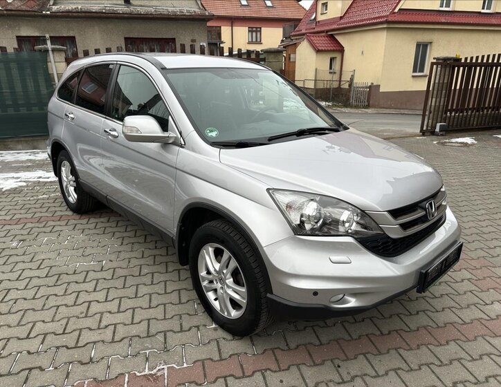 Honda CR-V SUV / Terénní 2,0 l 110 kw