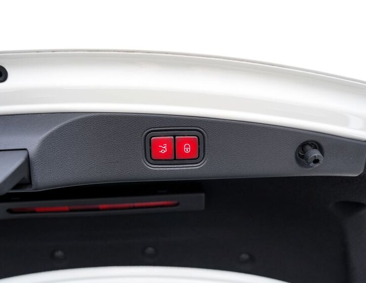 Mercedes-Benz Třídy E 13