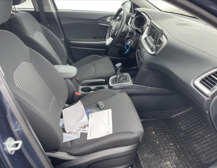 KIA Ceed Hatchback 998,0 73 kw