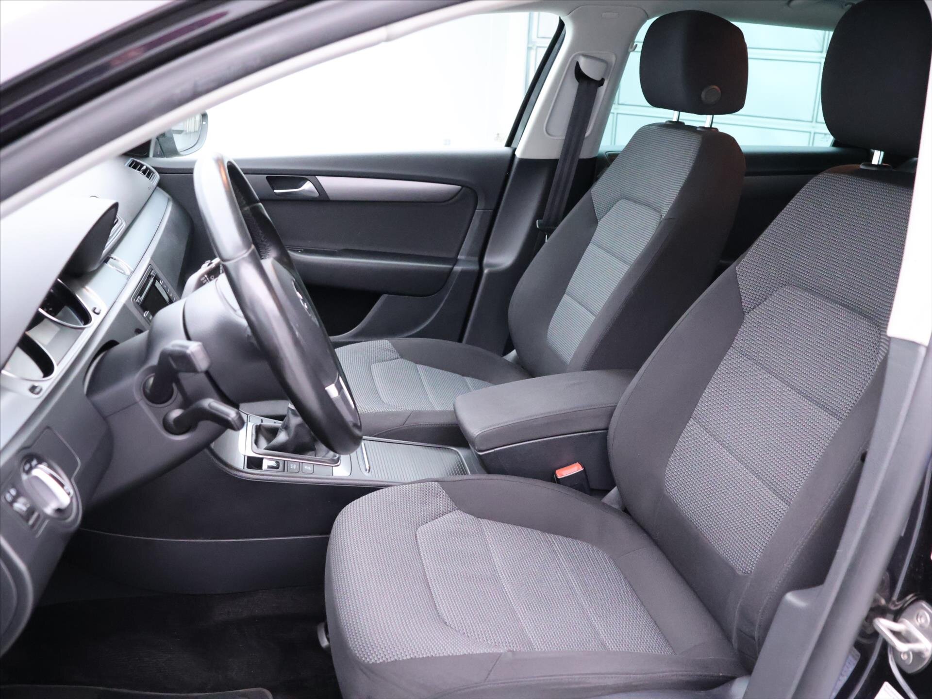 Volkswagen Passat Kombi 1,4 l 90 kw