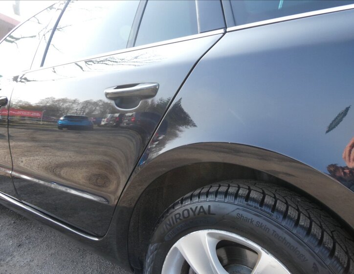 Škoda Superb Kombi 2,0 l 103 kw