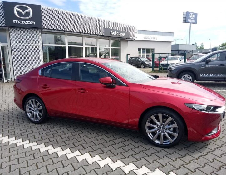 Mazda 3 Sedan 2,5 l 103 kw