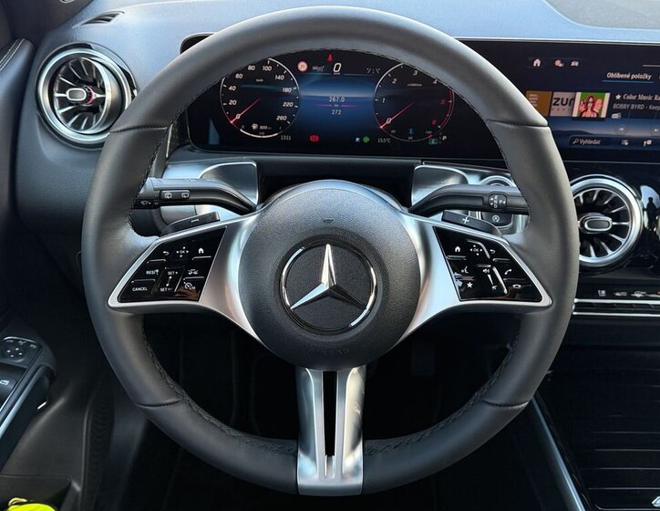 Mercedes-Benz GLB SUV / Terénní 2,0 l 110 kw