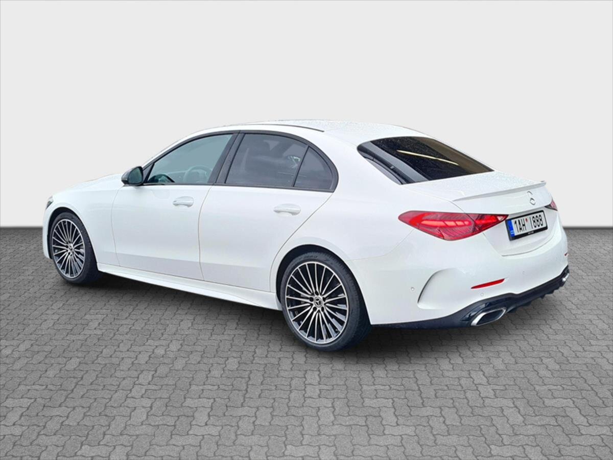 Mercedes-Benz Třídy C Sedan 2,0 l 147 kw