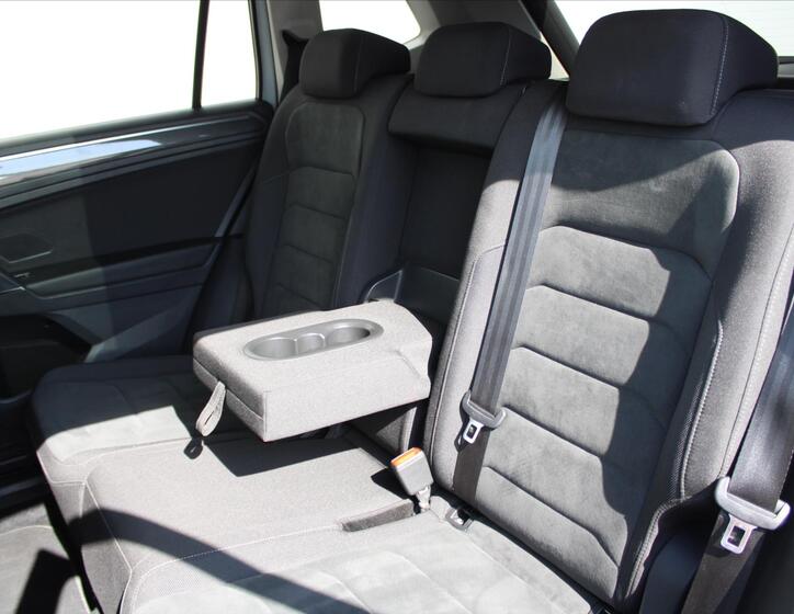 Volkswagen Tiguan 11