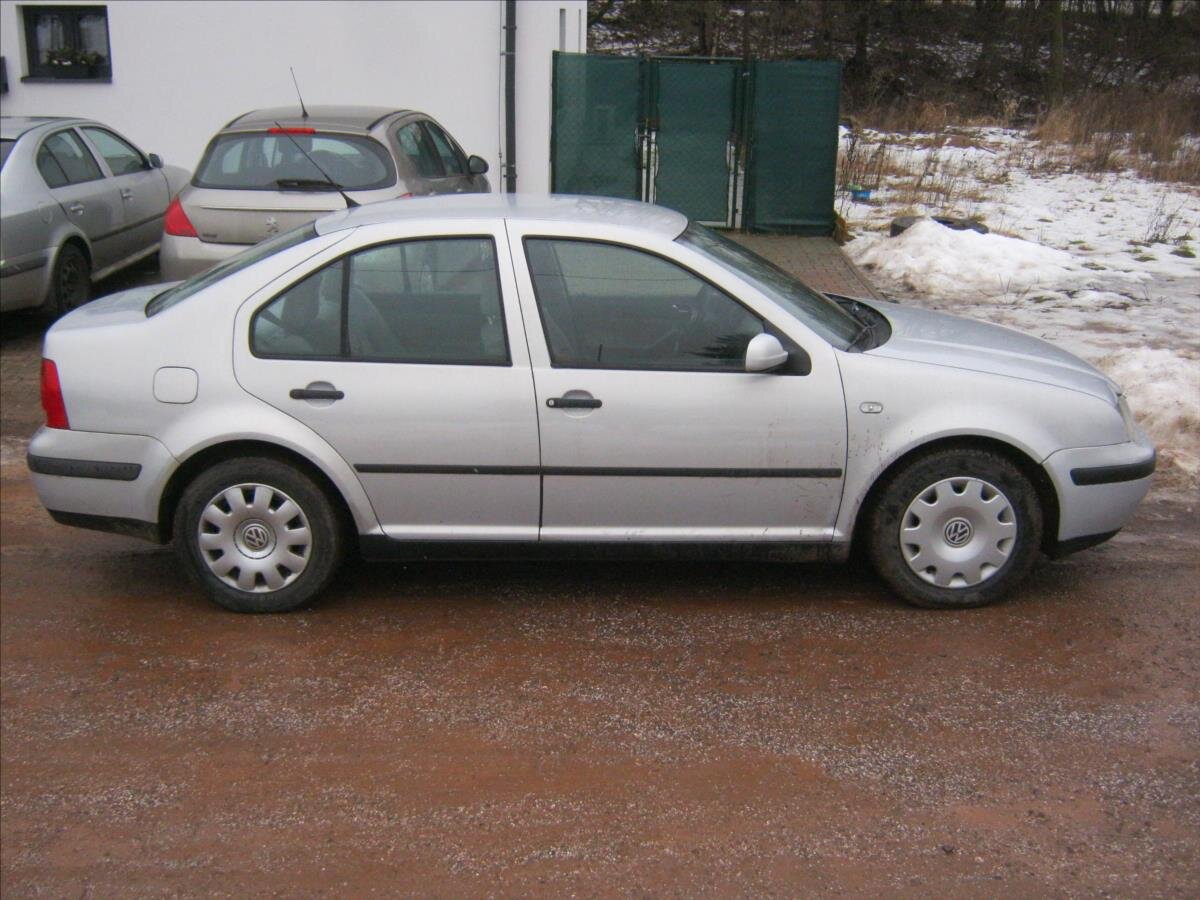 Volkswagen Bora Sedan 1,9 l 50 kw