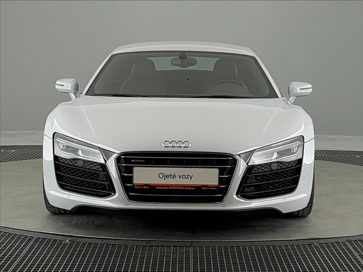 Audi R8 Kupé 5,2 l 386 kw