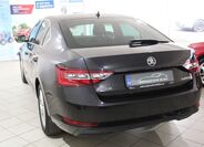 Škoda Superb Sedan 2,0 l 110 kw